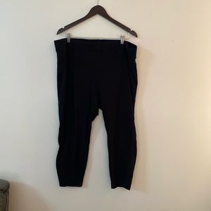 Black Torrid Capri Leggings Size 4